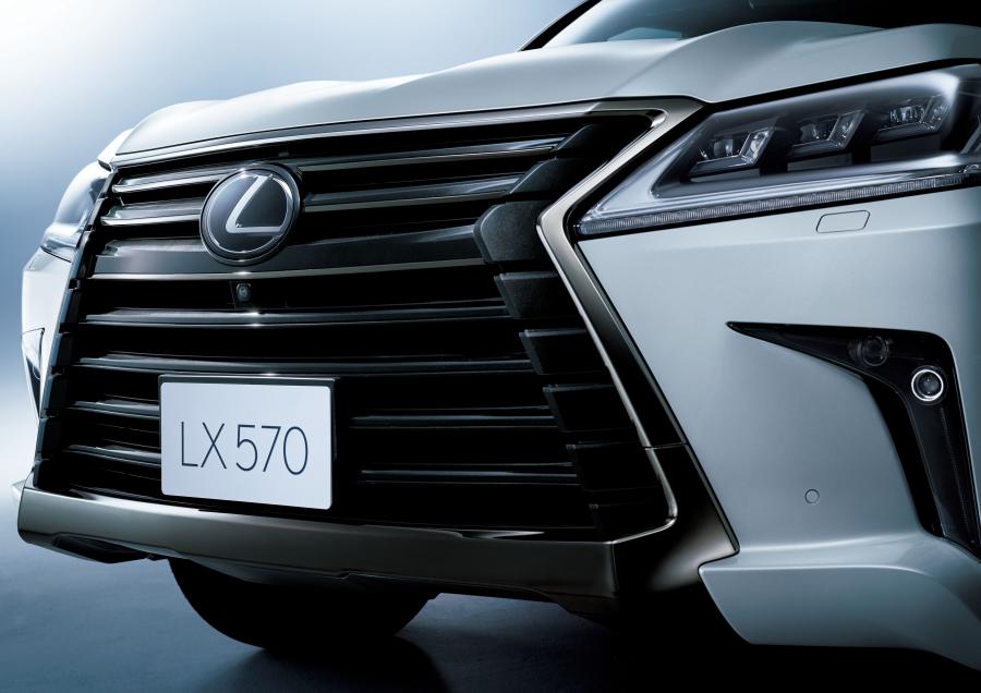 Детали экстерьера Lexus LX570 Black Sequence (URJ200) 2018 года  (JP) (фото 4 из 6)